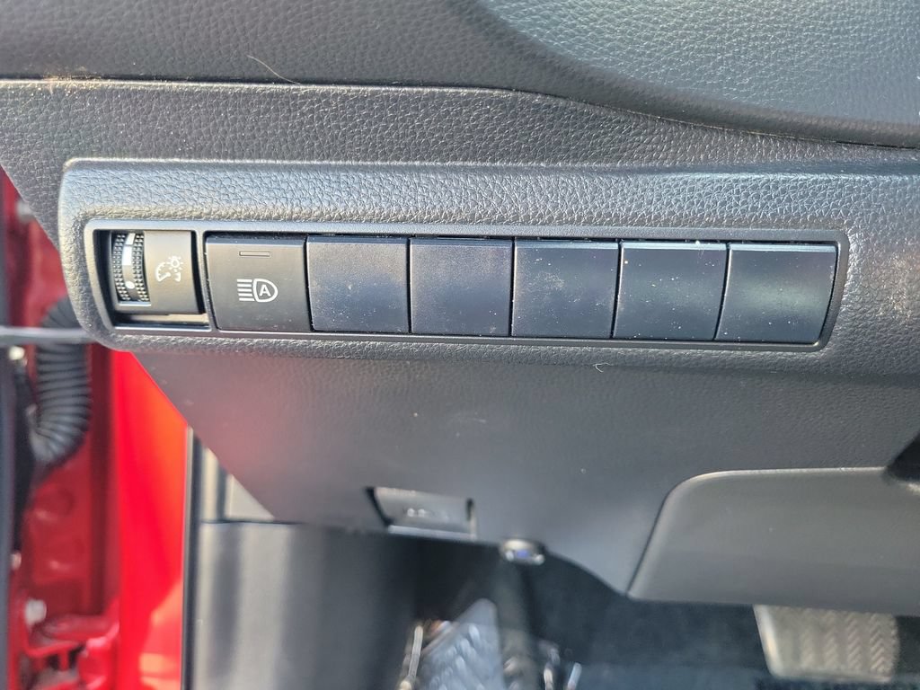 Used 2021 Toyota Corolla SE w/ Carpet Mat Package (TMS) FWD image 21