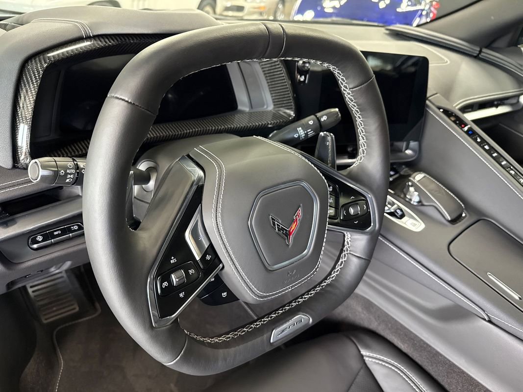 Used 2025 Chevrolet Corvette Z06 image 57