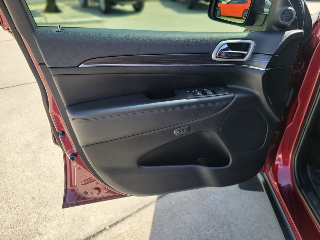 Used 2022 Jeep Grand Cherokee Limited RWD image 10