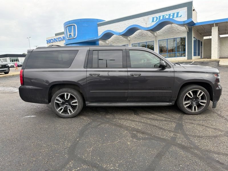 Used 2018 Chevrolet Suburban Premier w/ RST Edition AWD/4WD image 8