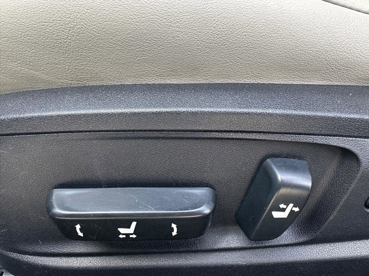 Used 2014 Lexus ES 350 w/ Premium Package image 44