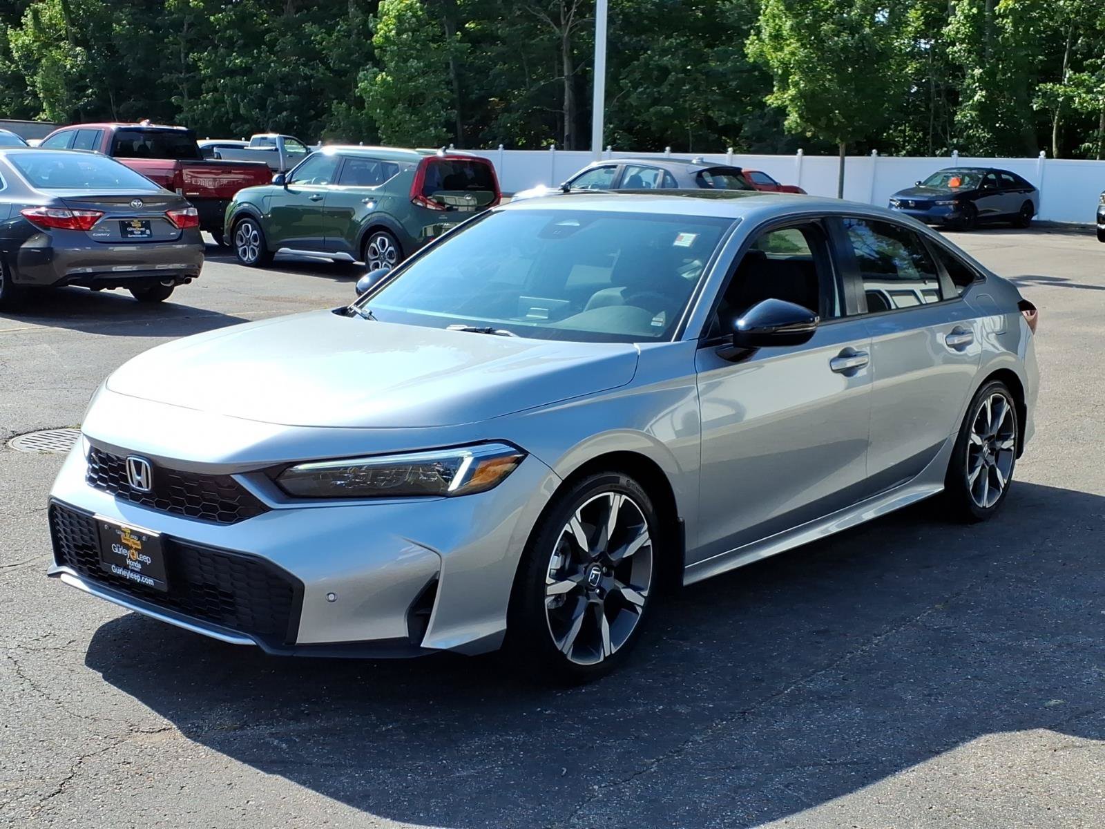 Certified 2025 Honda Civic Sport Touring image 3