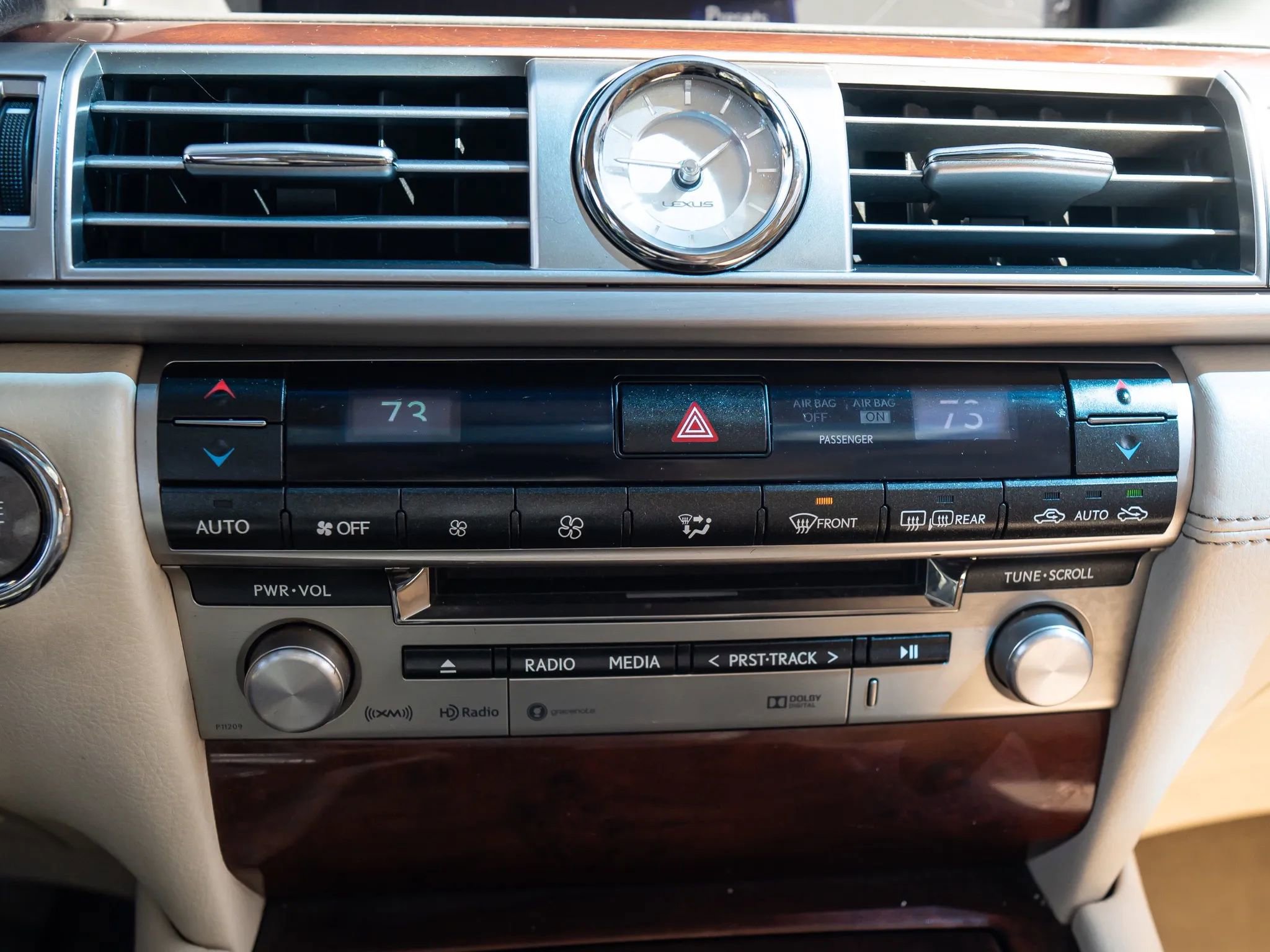 Used 2016 Lexus LS 460 AWD w/ Comfort Package image 33