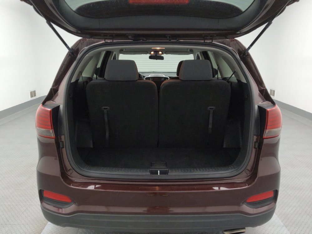 Used 2020 Kia Sorento LX image 29