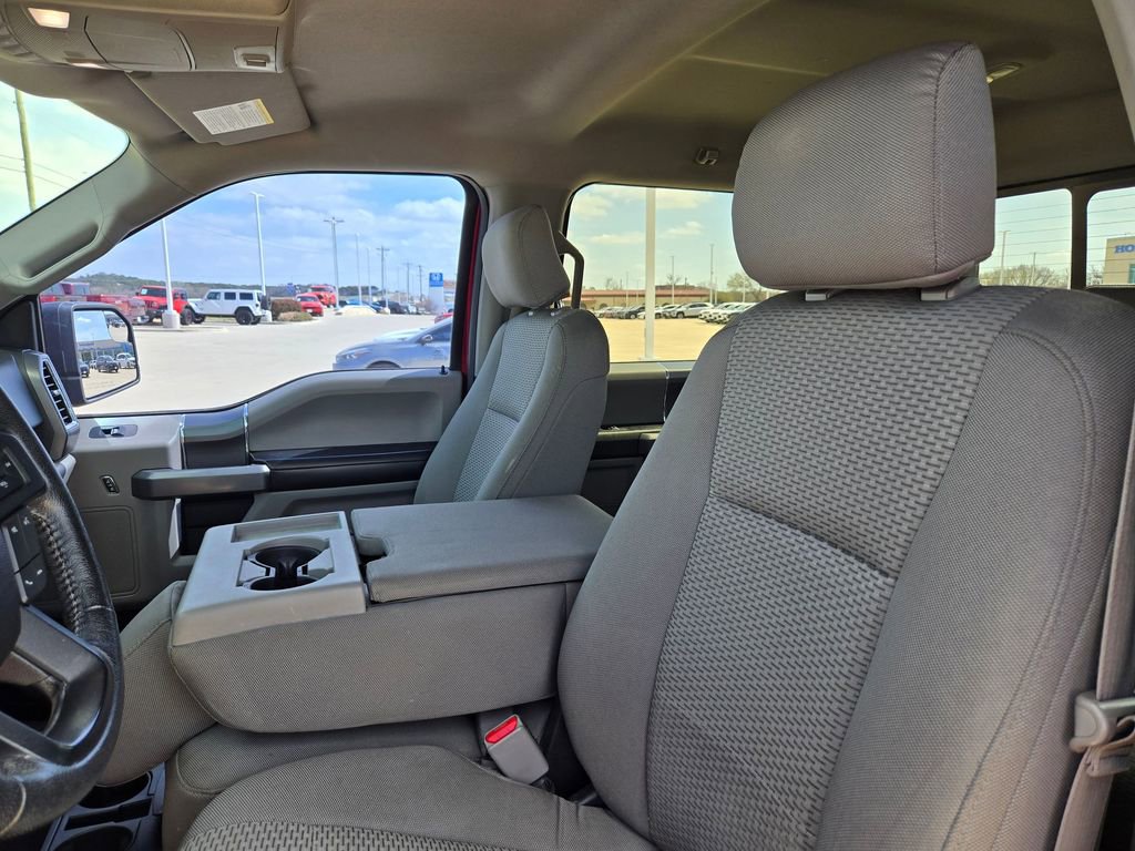 Used 2015 Ford F150 XLT w/ Equipment Group 302A Luxury image 9