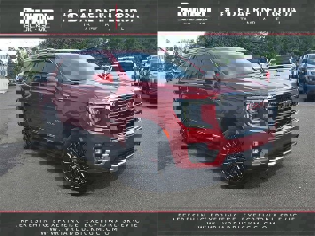 Used 2021 GMC Yukon SLT w/ SLT Luxury Plus Package