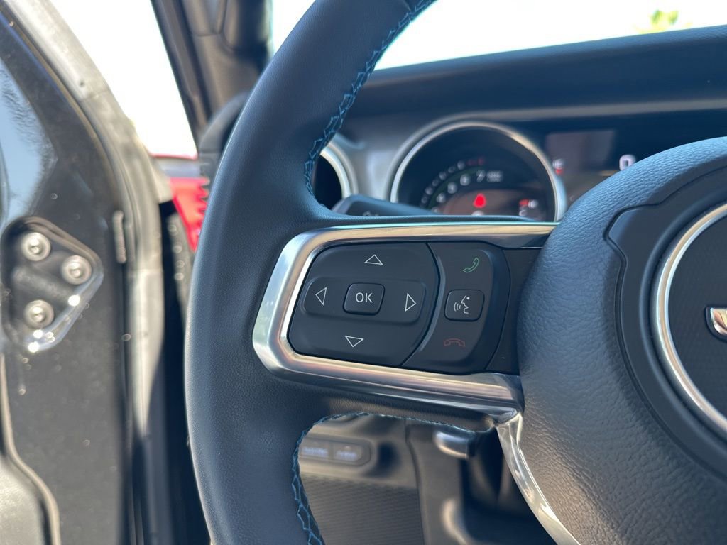 Used 2023 Jeep Wrangler Unlimited Rubicon 4xe image 13