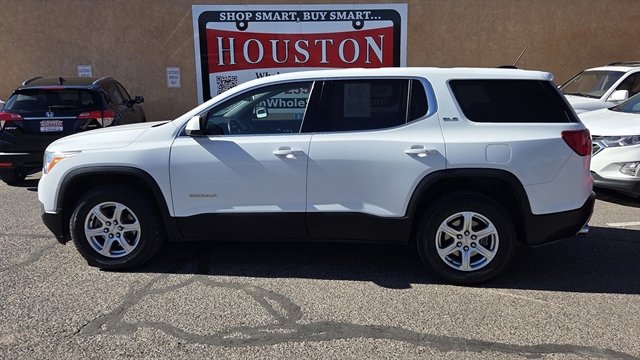 Used 2018 GMC Acadia SLE image 1