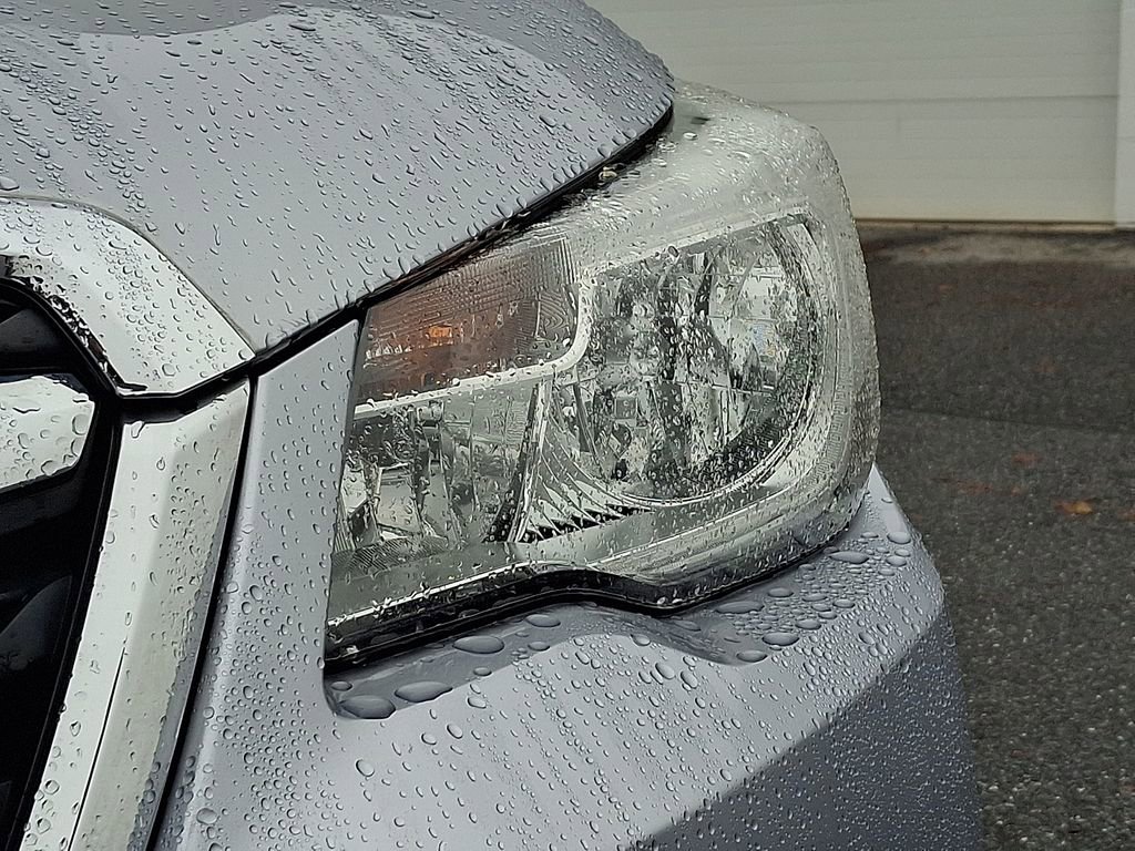 Used 2018 Subaru Forester 2.5i Premium w/ All-Weather Package image 9