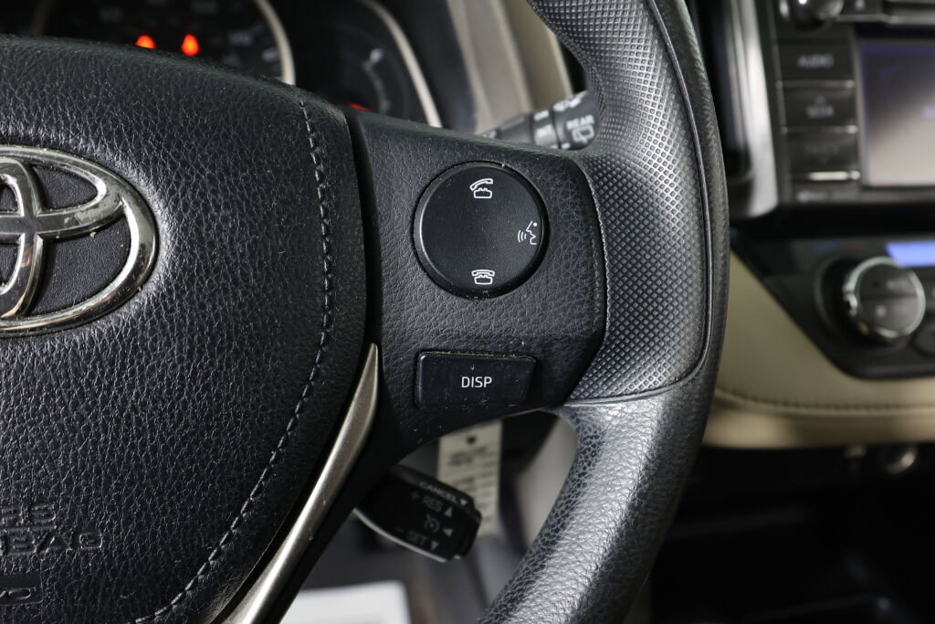 Used 2013 Toyota RAV4 XLE AWD/4WD image 34