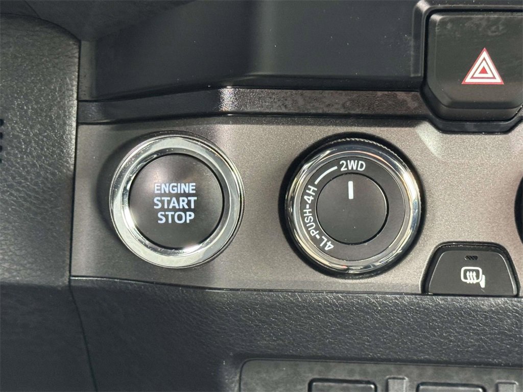 Used 2023 Toyota Tacoma TRD Off-Road image 8