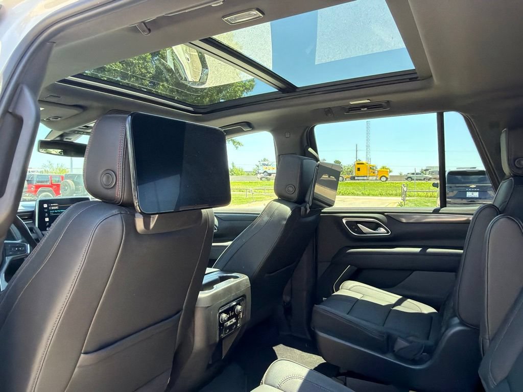 Used 2022 Chevrolet Tahoe RST w/ Sport Performance Package AWD/4WD image 18