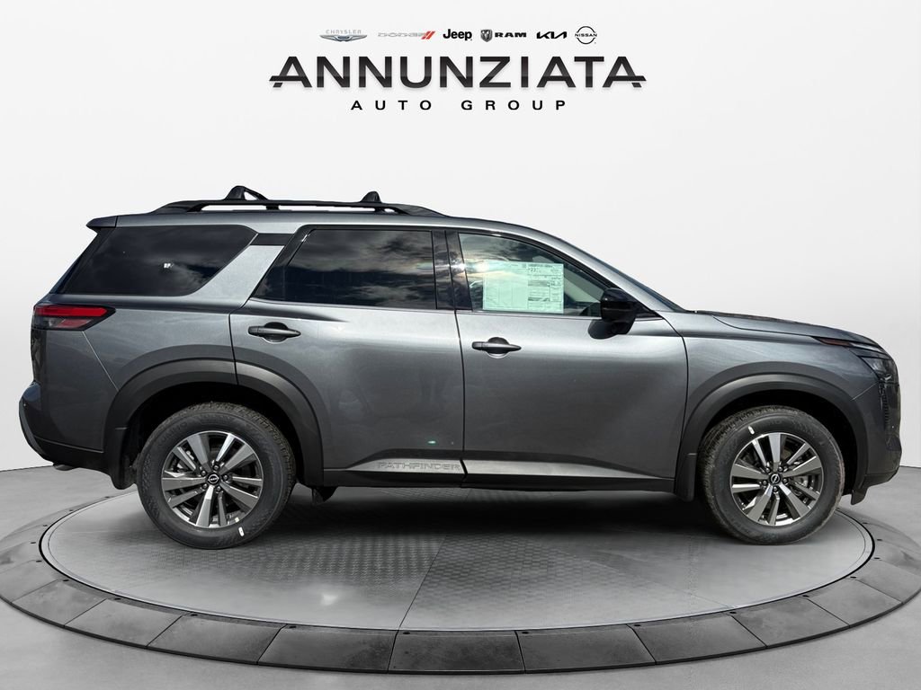 New 2026 Nissan Pathfinder SL image 6