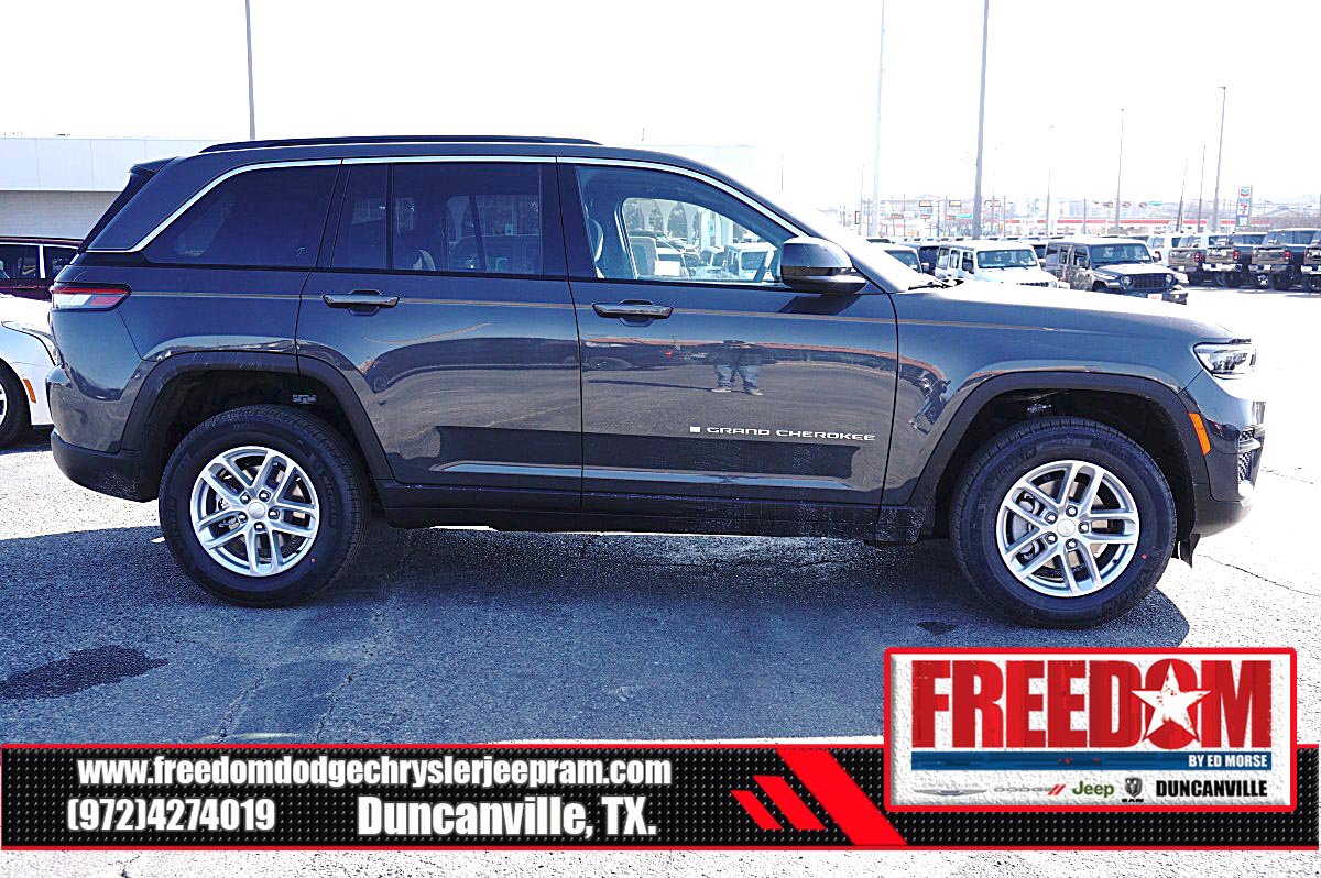 New 2026 Jeep Grand Cherokee Laredo X RWD image 6