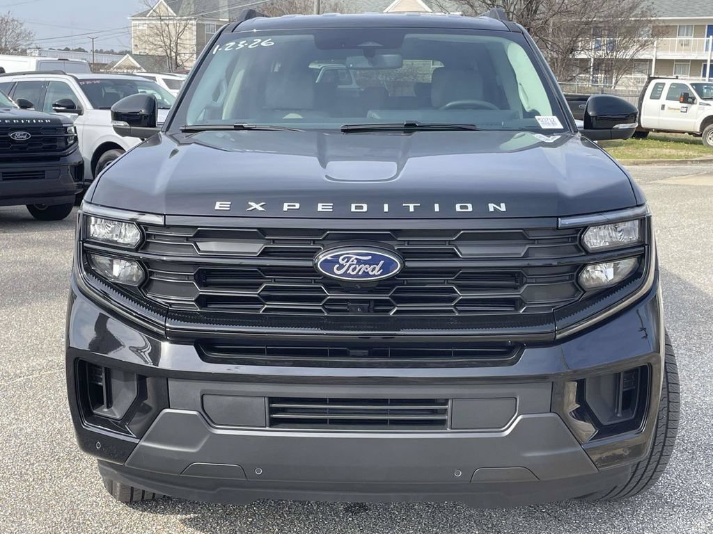 New 2026 Ford Expedition Max Active RWD image 8
