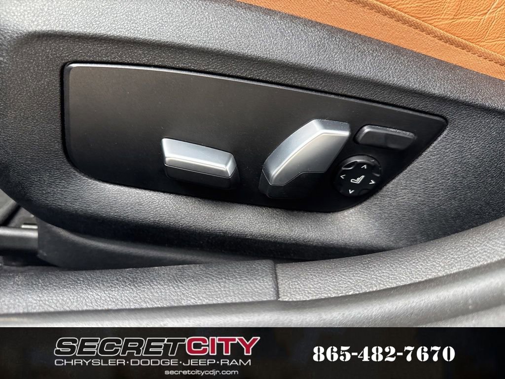 Used 2022 BMW 530i xDrive w/ Convenience Package image 31