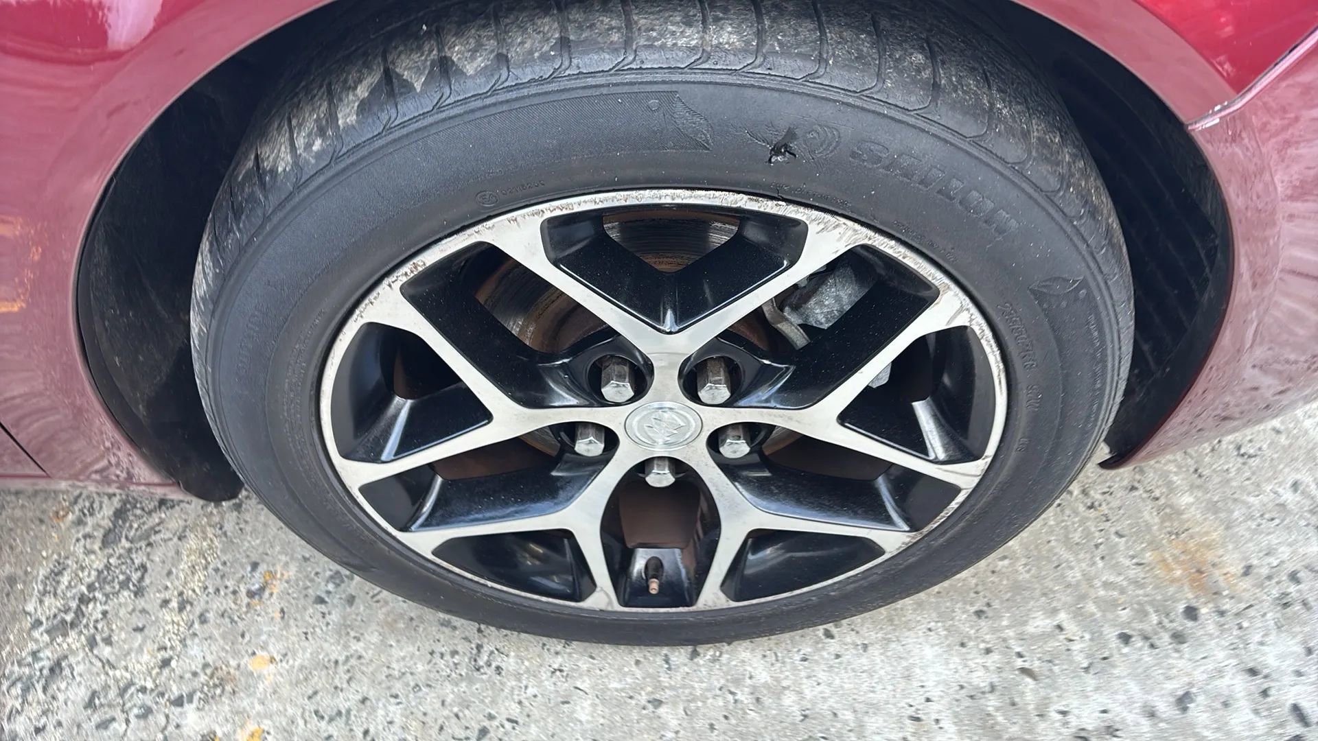 Used 2017 Buick Regal Sport Touring image 15