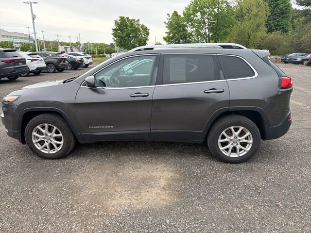 Used 2015 Jeep Cherokee Latitude w/ Cold Weather Group AWD/4WD image 4