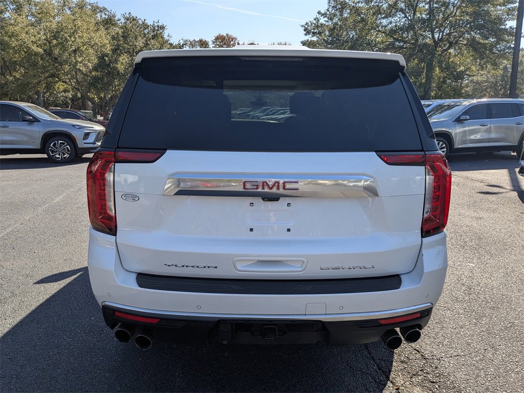 Used 2021 GMC Yukon Denali w/ Denali Premium Package image 5