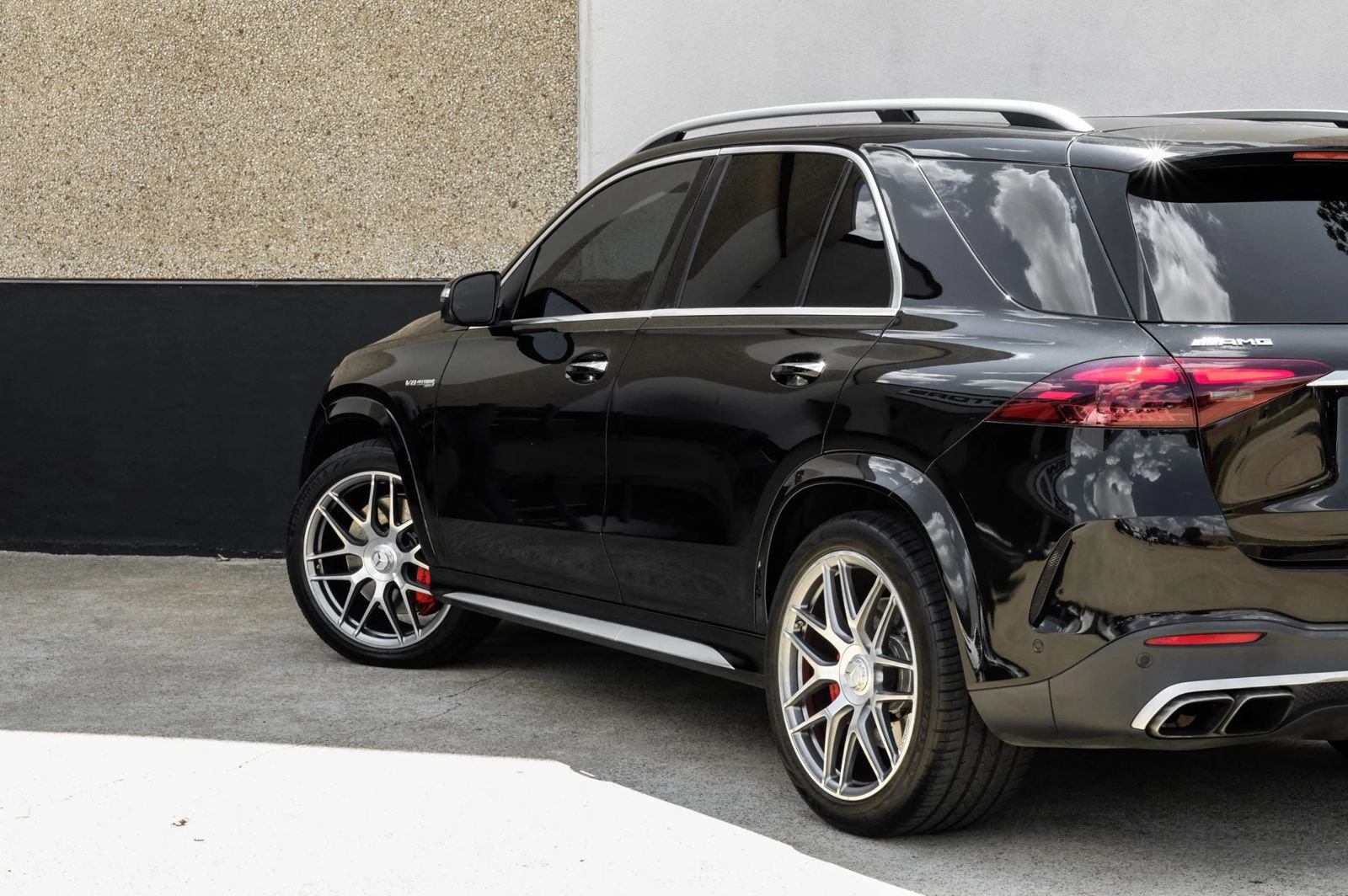 Used 2024 Mercedes-Benz GLE 63 AMG S image 12