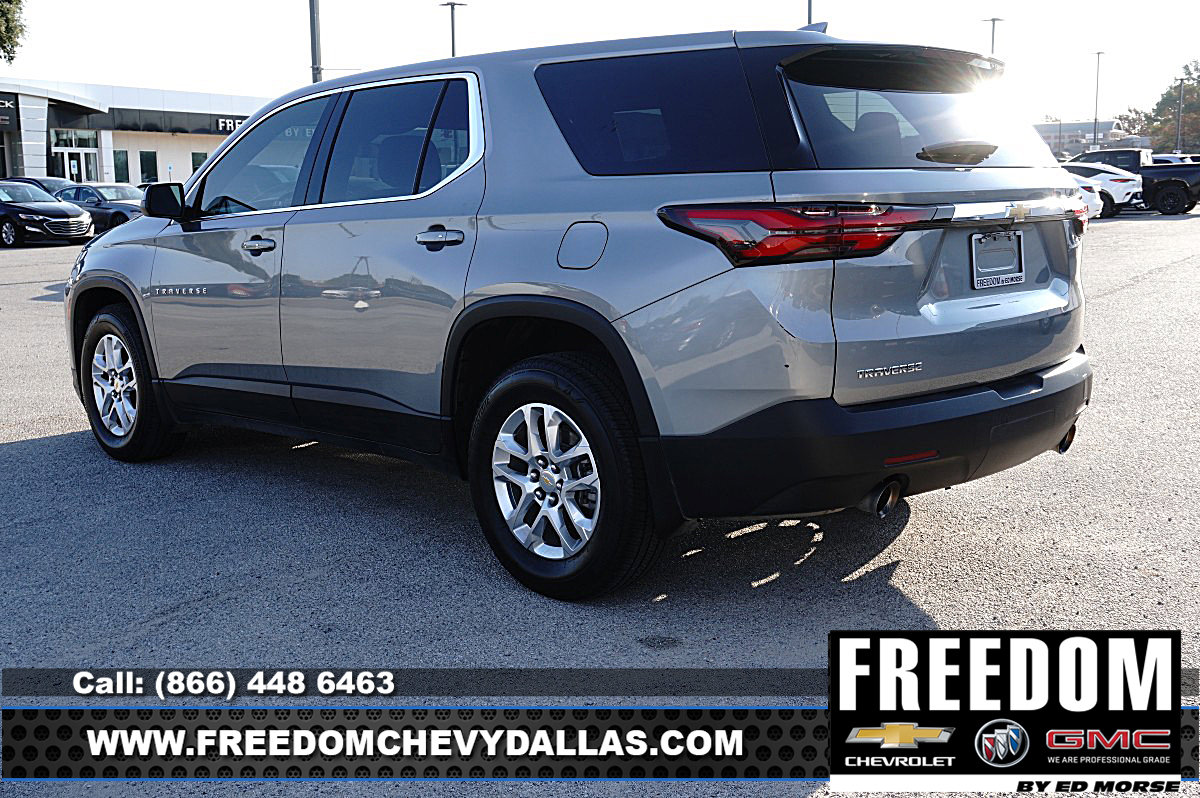 Used 2023 Chevrolet Traverse LS FWD image 37