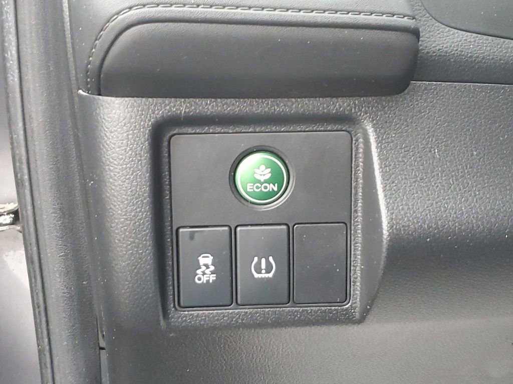 Used 2018 Honda HR-V LX image 16