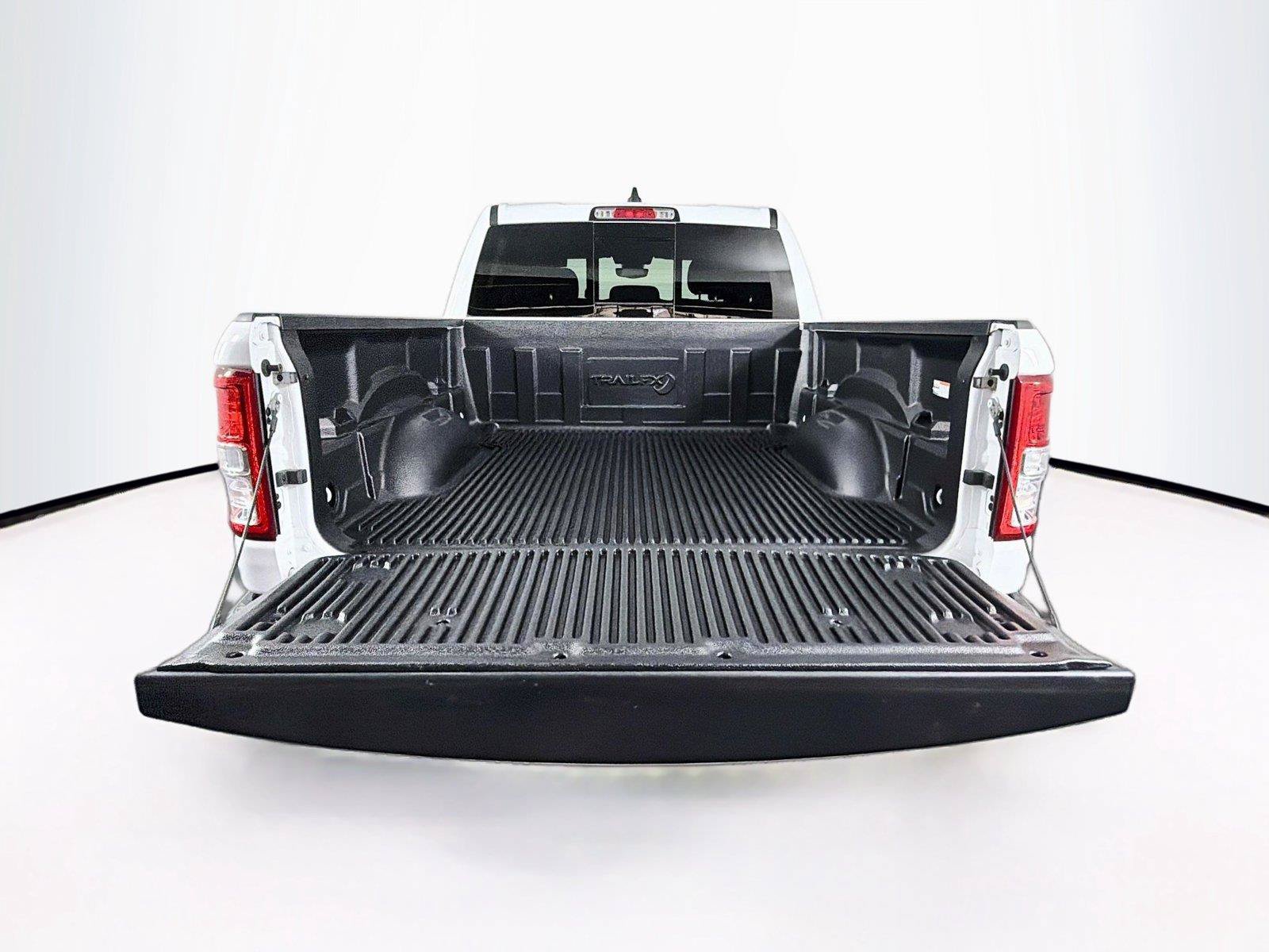 Used 2023 RAM 1500 Lone Star AWD/4WD image 14