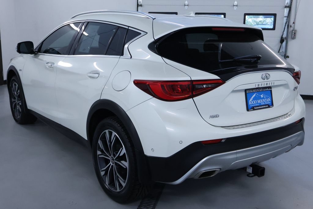 Used 2019 INFINITI QX30 AWD w/ Proassist Package image 5