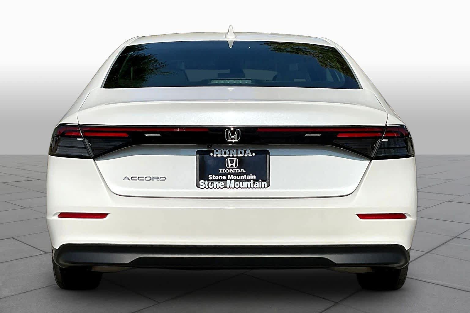 Used 2023 Honda Accord EX image 5