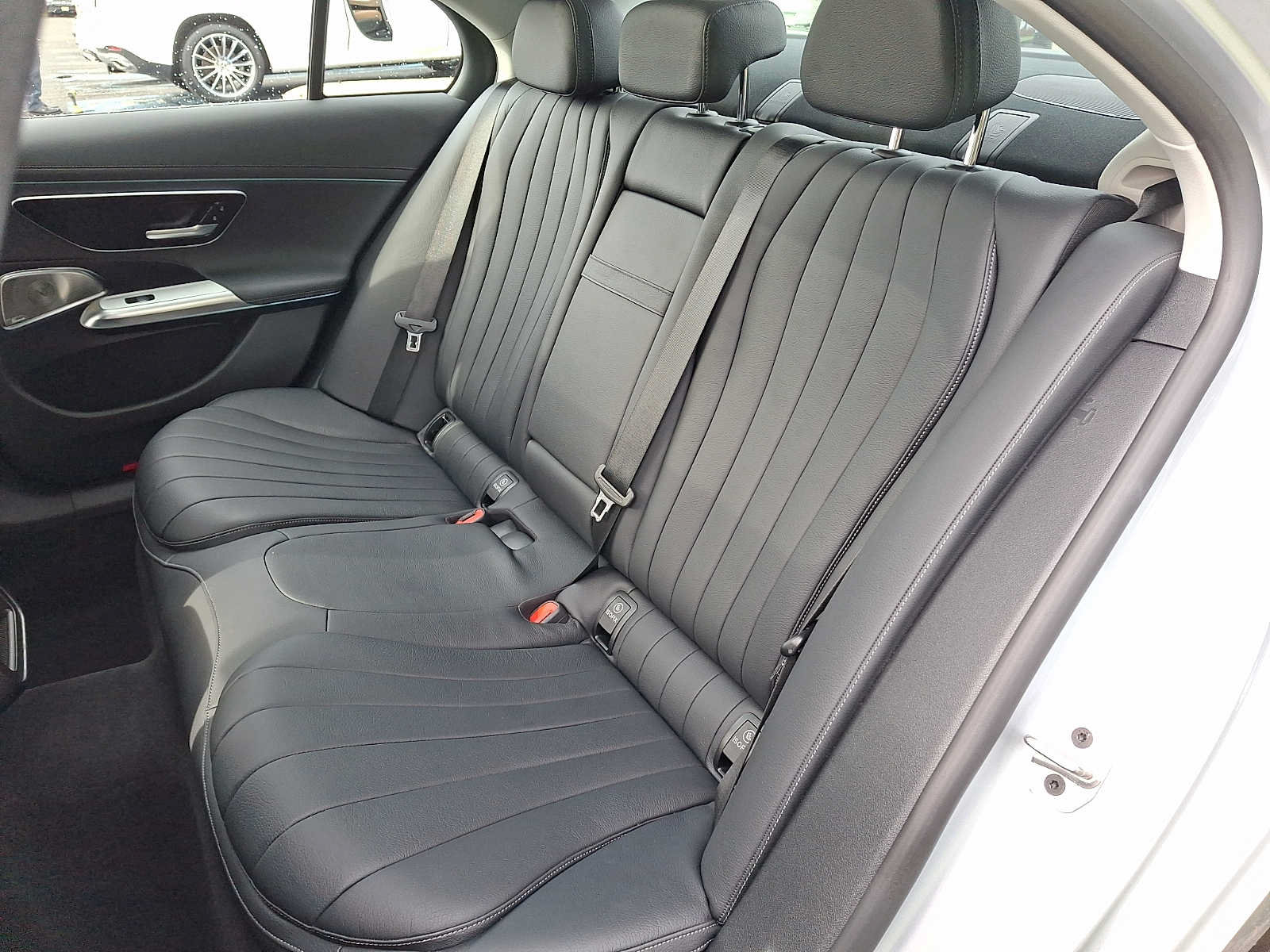 Certified 2024 Mercedes-Benz E 350 4MATIC Sedan image 7