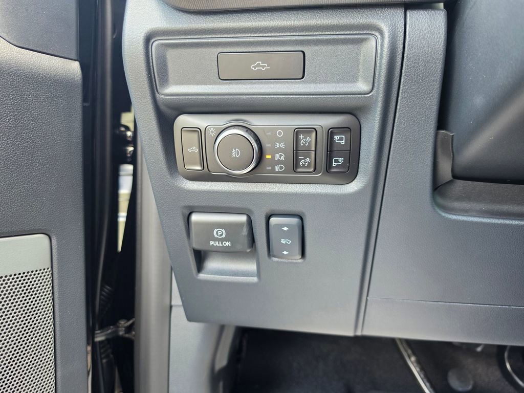 New 2026 Ford F150 Platinum w/ Equipment Group 700A Standard AWD/4WD image 23