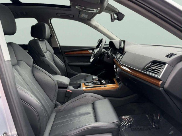Certified 2023 Audi Q5 2.0T Premium Plus w/ Premium Plus Package AWD/4WD image 31