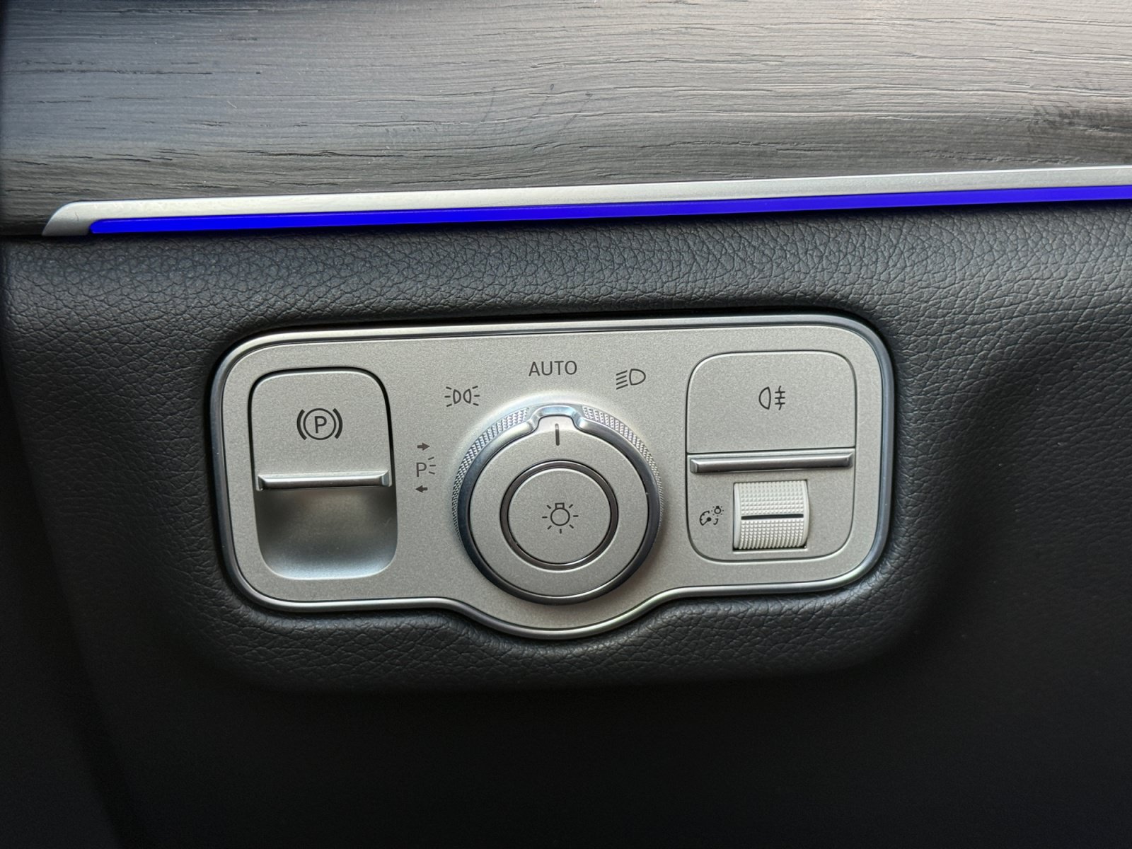 Used 2020 Mercedes-Benz GLS 450 4MATIC image 14