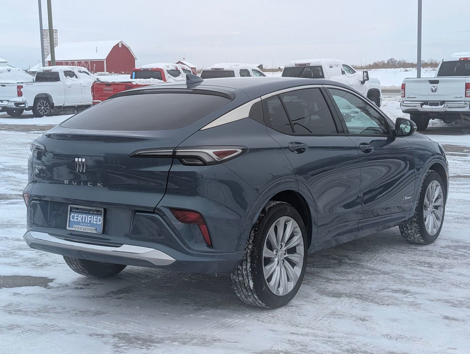 Certified 2025 Buick Envista Avenir image 4