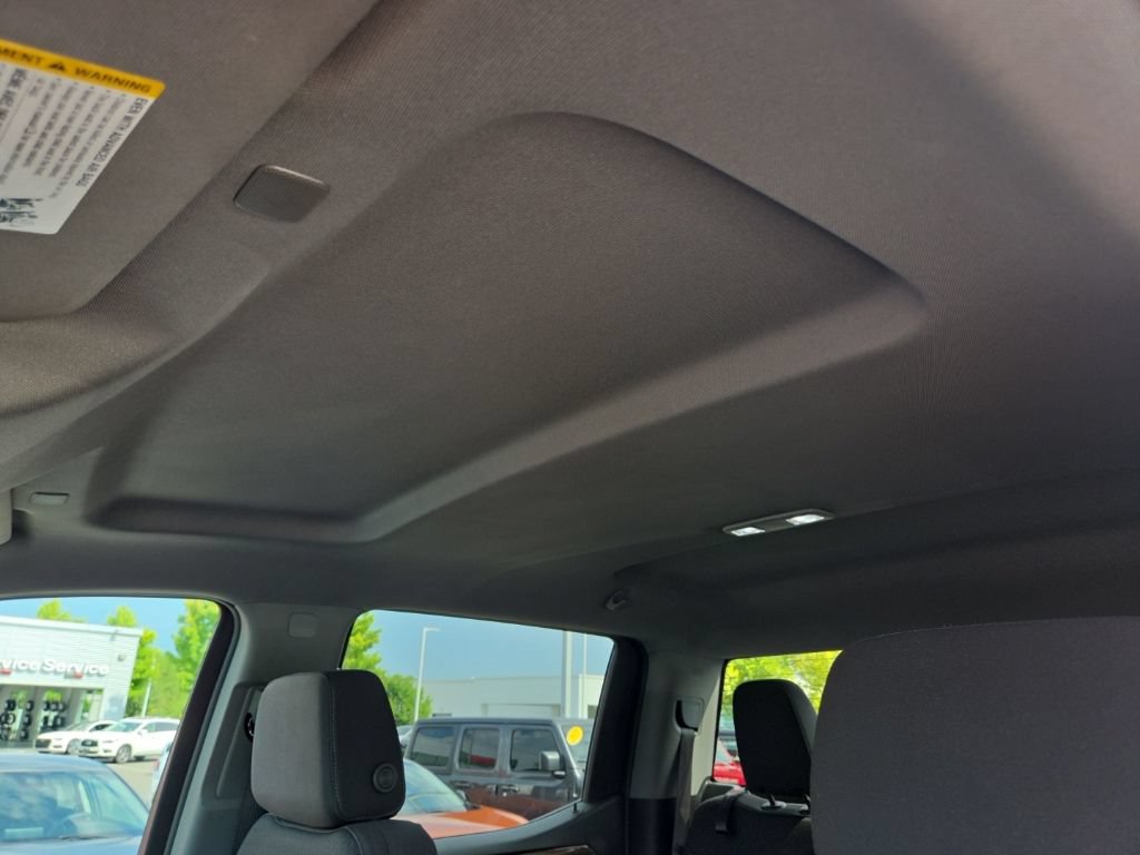 Used 2025 Chevrolet Silverado 1500 LT RWD image 29