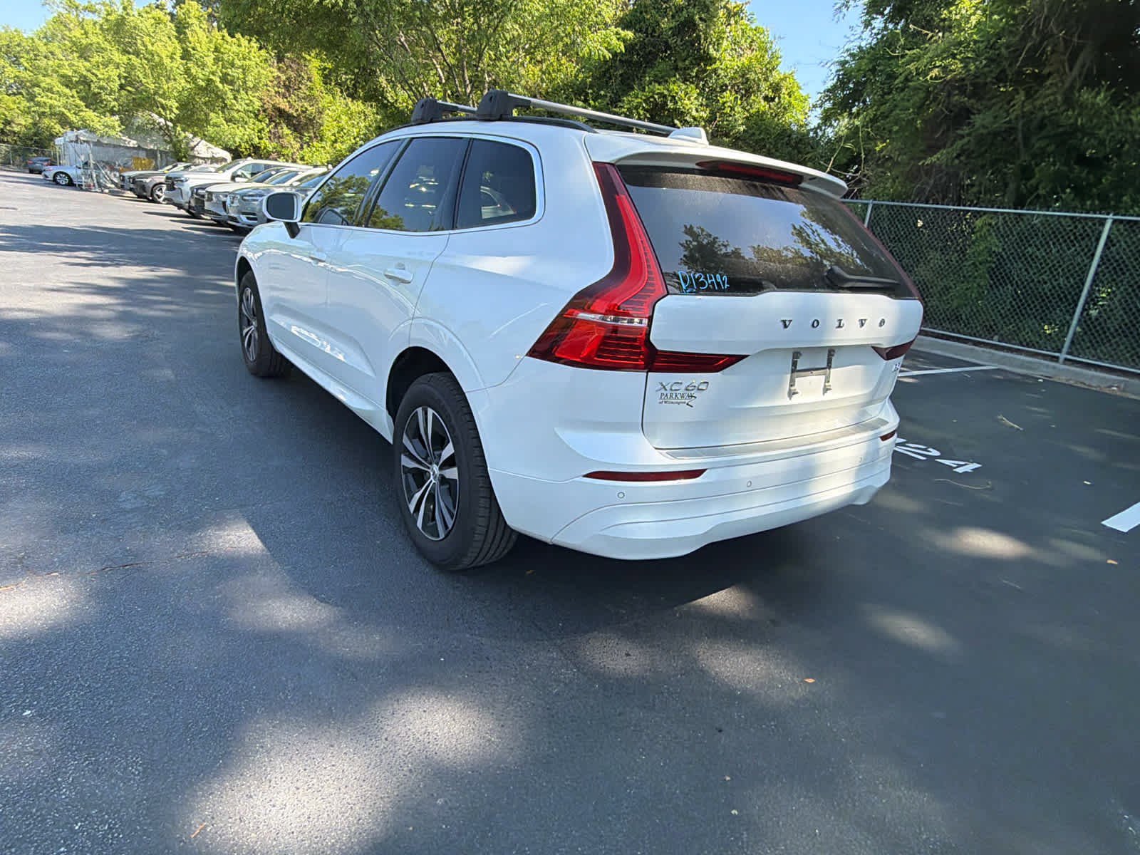 Used 2023 Volvo XC60 B5 Core w/ Climate Package image 12