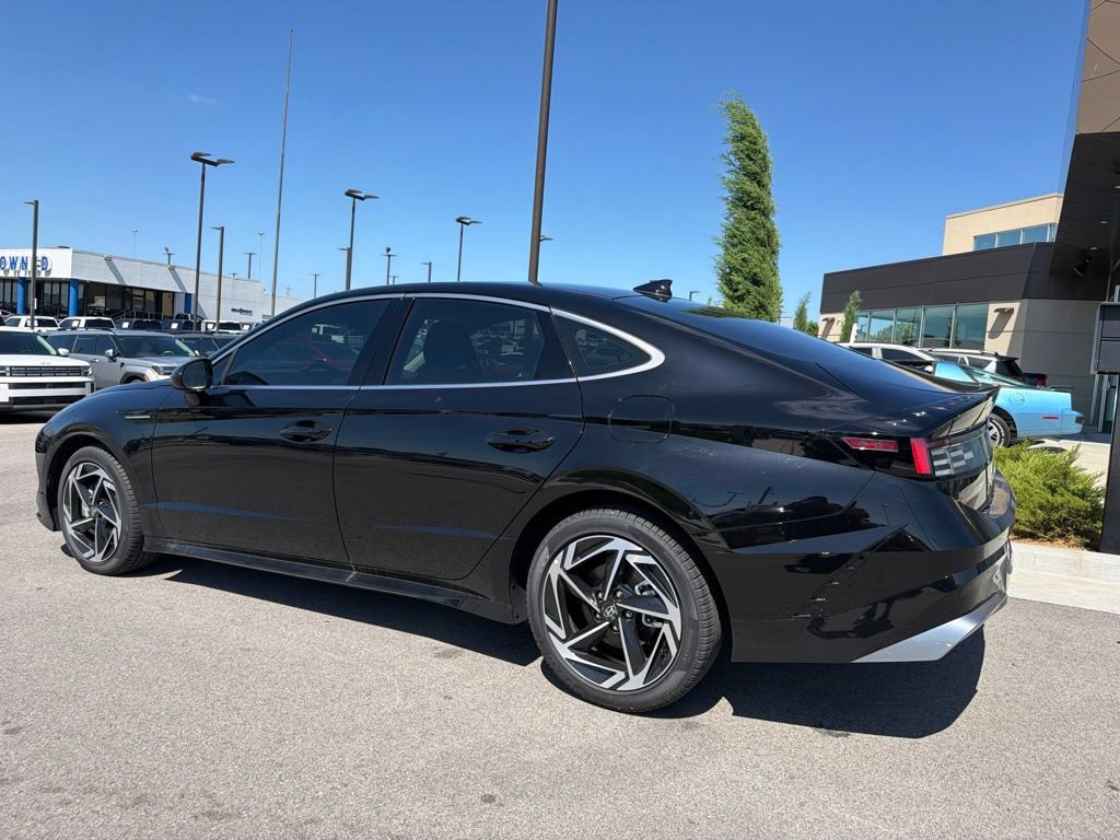New 2026 Hyundai Sonata SEL FWD image 5