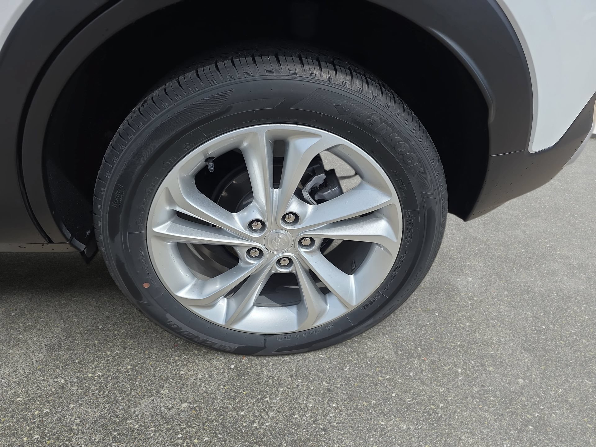 Used 2023 Buick Encore GX Preferred w/ Cold Weather Comfort Package FWD image 30