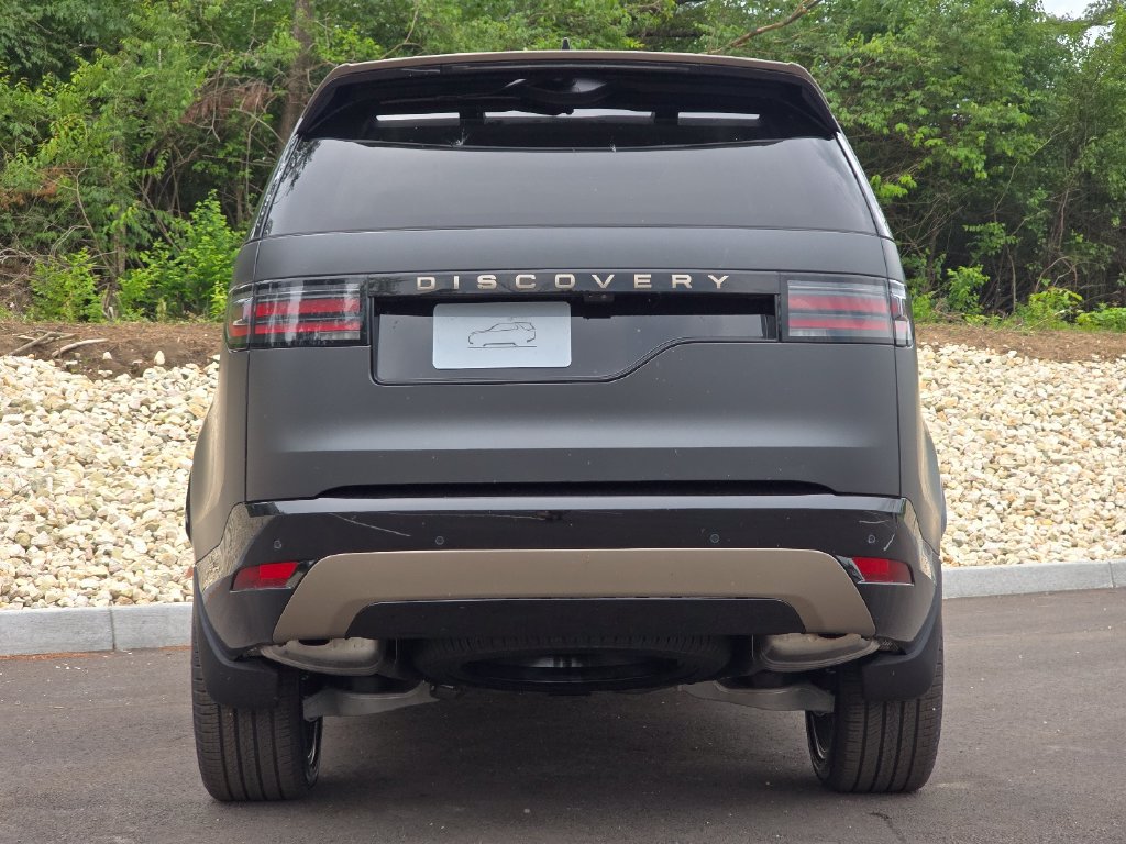 New 2026 Land Rover Discovery Limited Edition AWD/4WD image 5