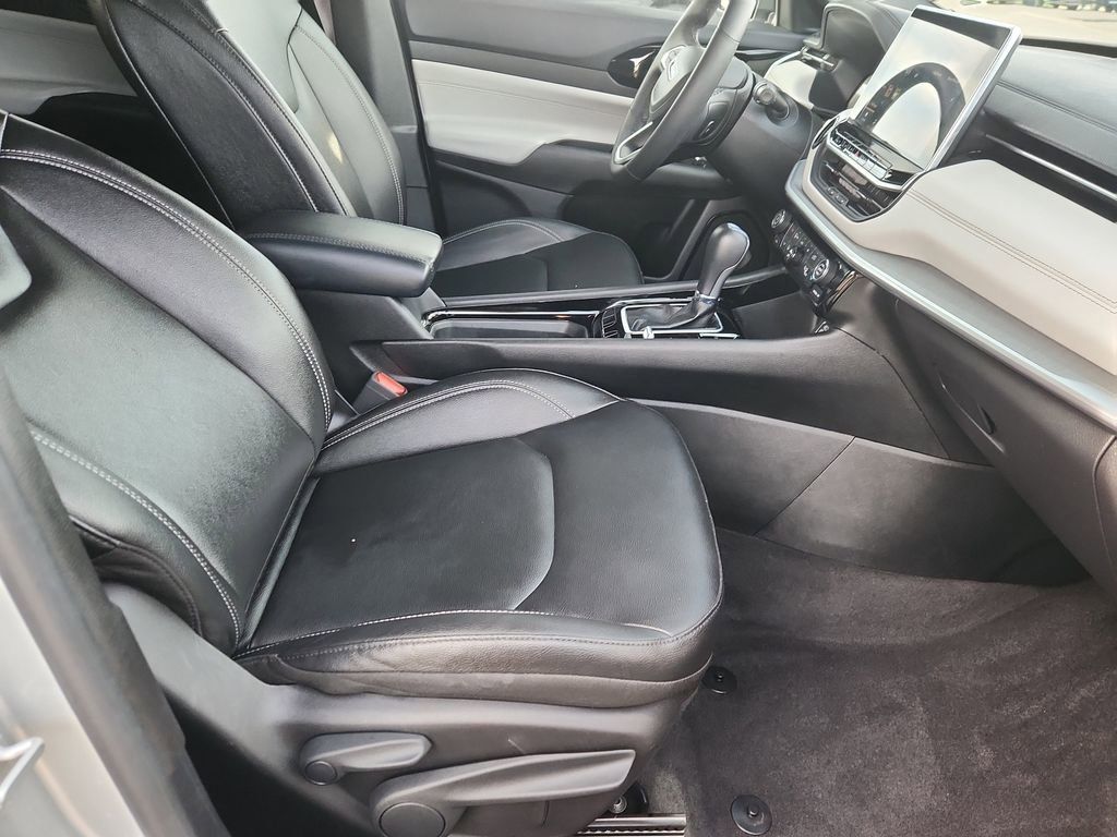 Used 2025 Jeep Compass Limited image 15