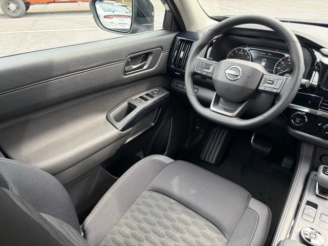 New 2026 Nissan Pathfinder SV w/ Cargo Package AWD/4WD image 33