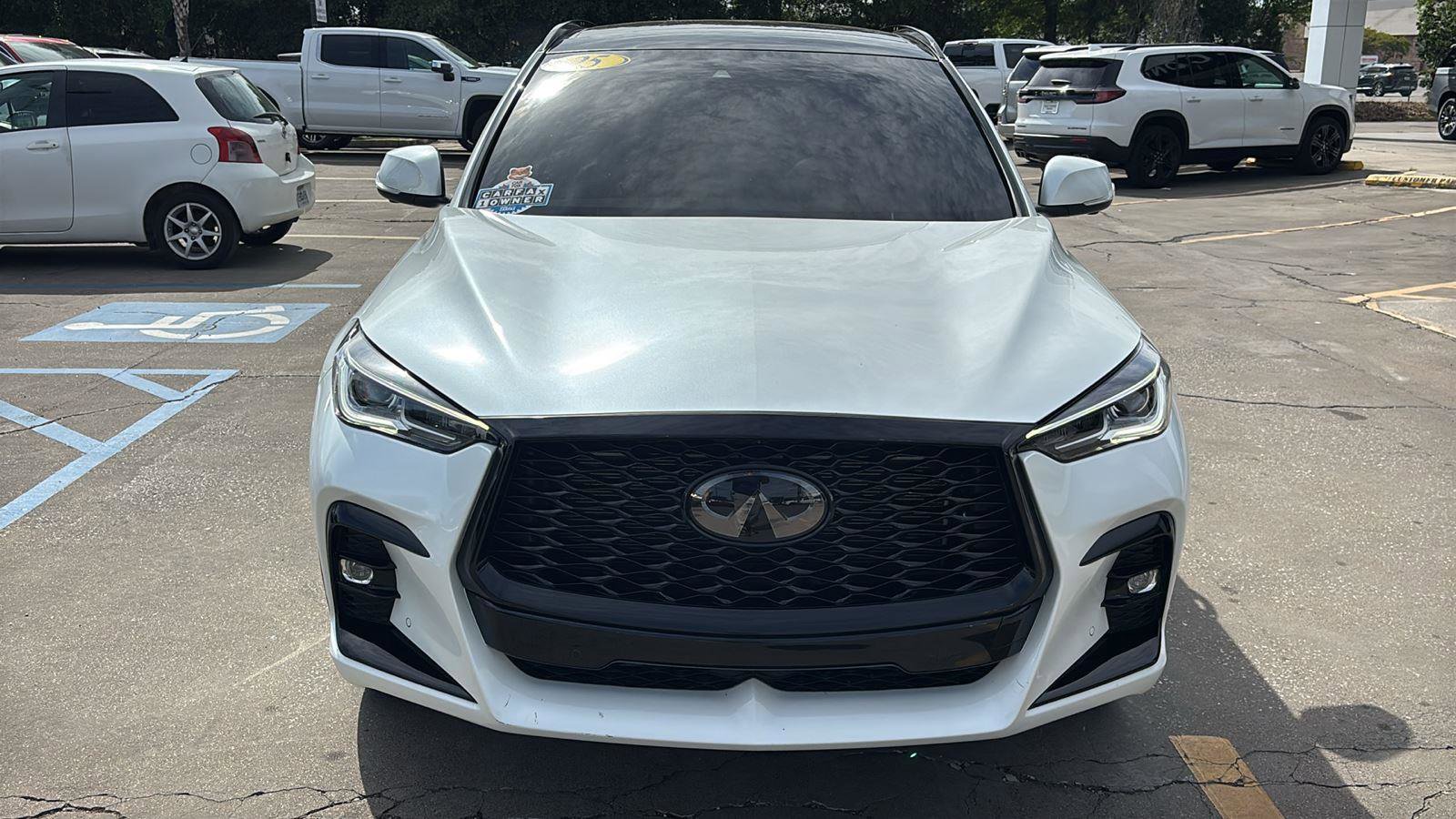Used 2025 INFINITI QX50 Sport image 2