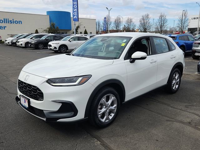 Used 2023 Honda HR-V LX image 3