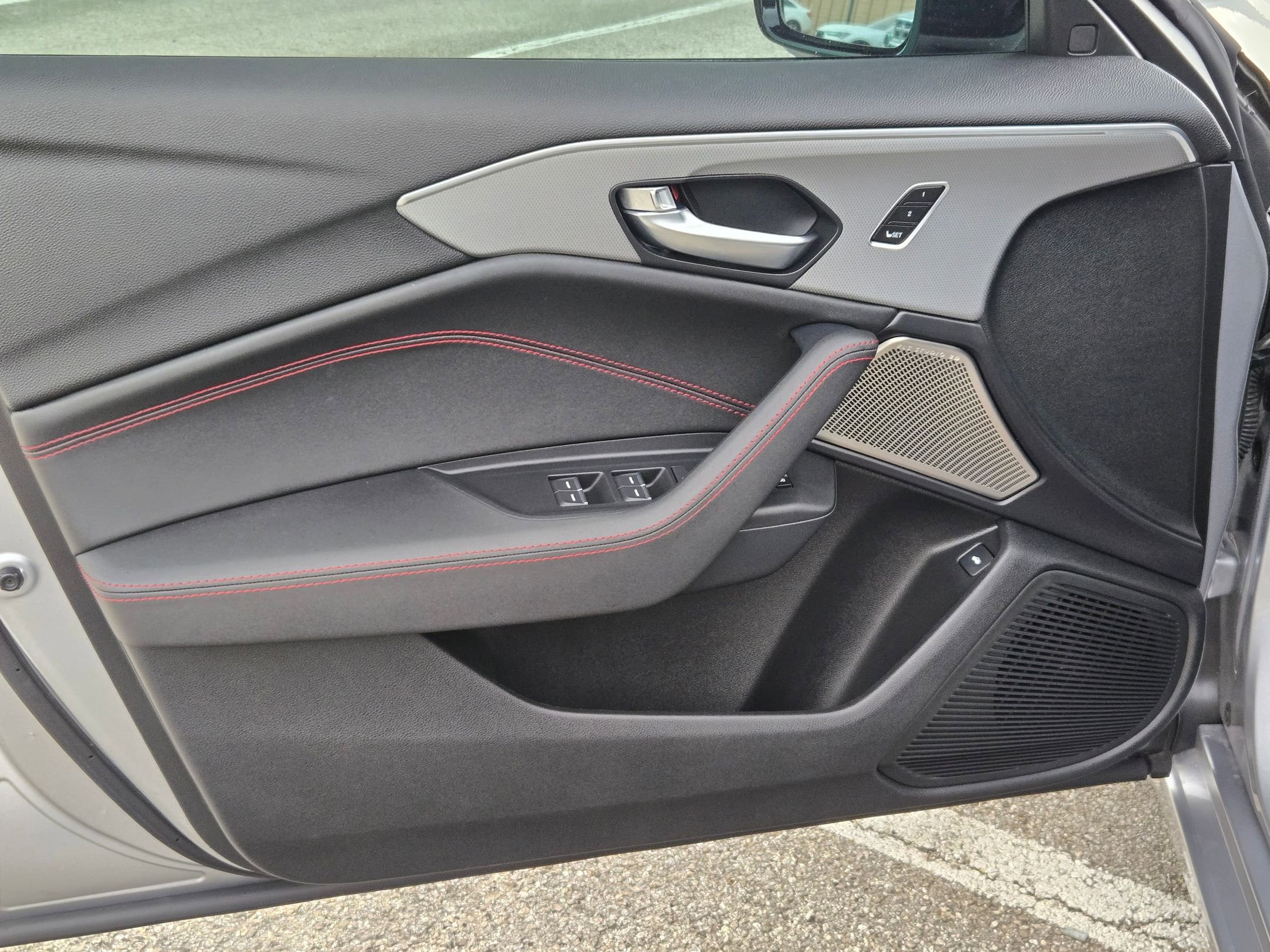 Used 2025 Acura TLX SH-AWD w/ A-SPEC Pkg image 10