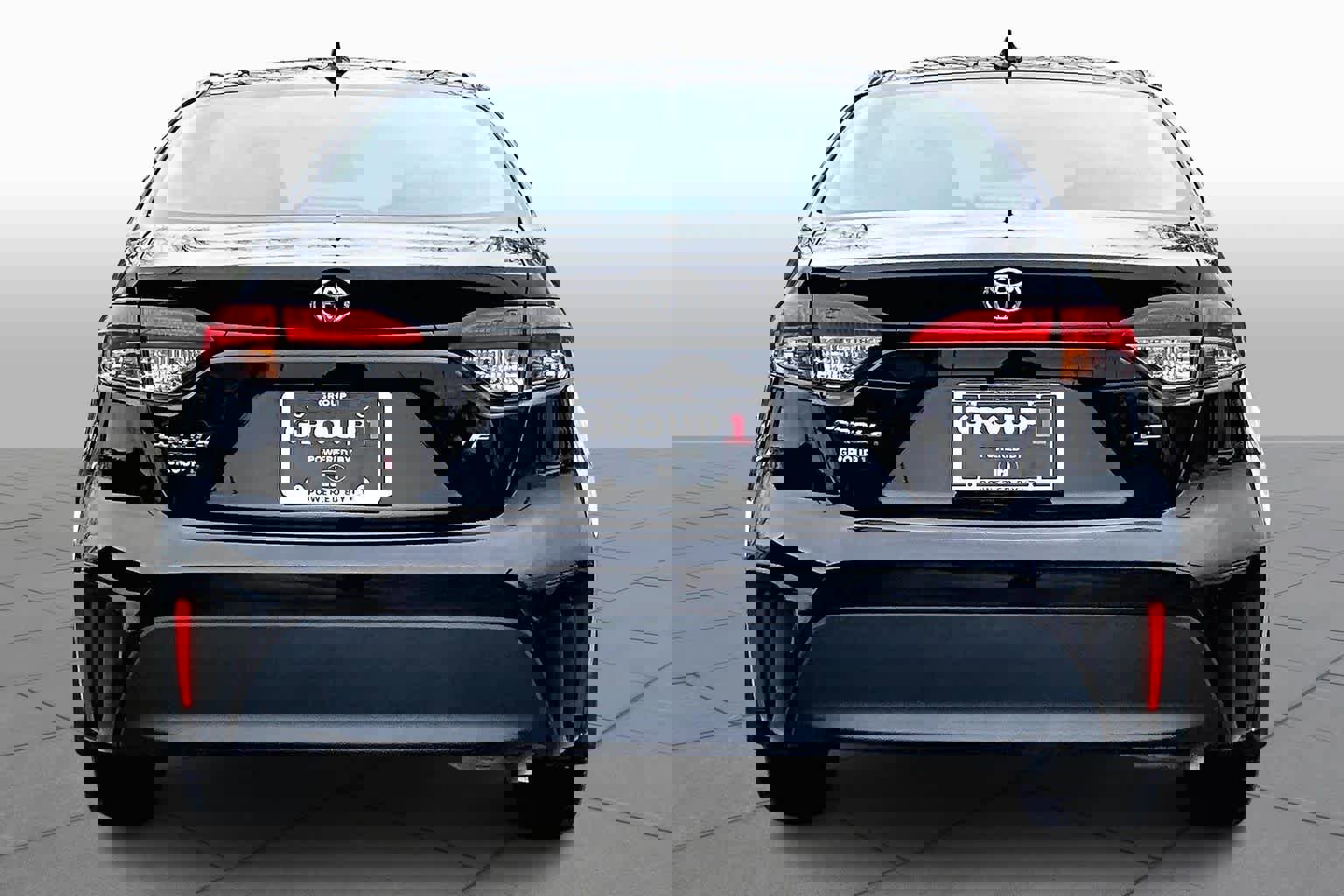 Used 2024 Toyota Corolla LE image 5