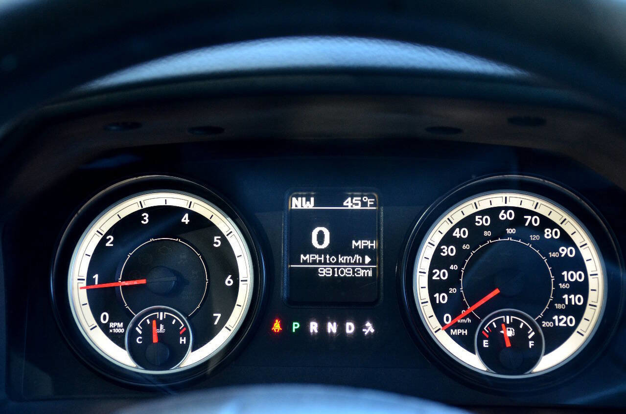 Used 2015 RAM 1500 Express w/ Black Ram 1500 Express Group image 20