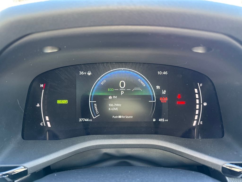 Used 2025 Toyota Camry SE image 19