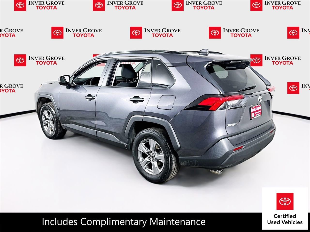 Certified 2022 Toyota RAV4 XLE w/ Convenience Package image 7