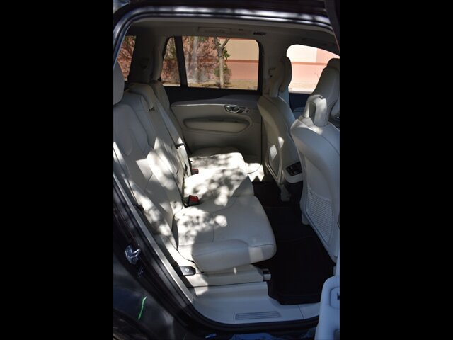 Used 2021 Volvo XC90 T5 Momentum AWD/4WD image 26