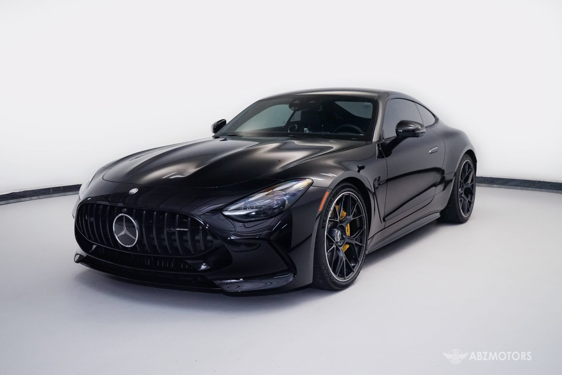 Used 2025 Mercedes-Benz AMG GT 63 image 2